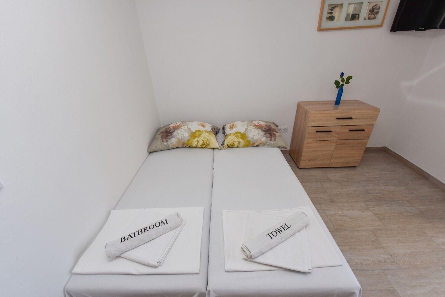 Apartments Mark - 200 M From Sea Novalja Luaran gambar