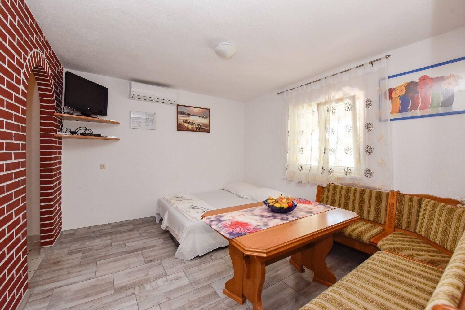 Apartments Mark - 200 M From Sea Novalja Luaran gambar