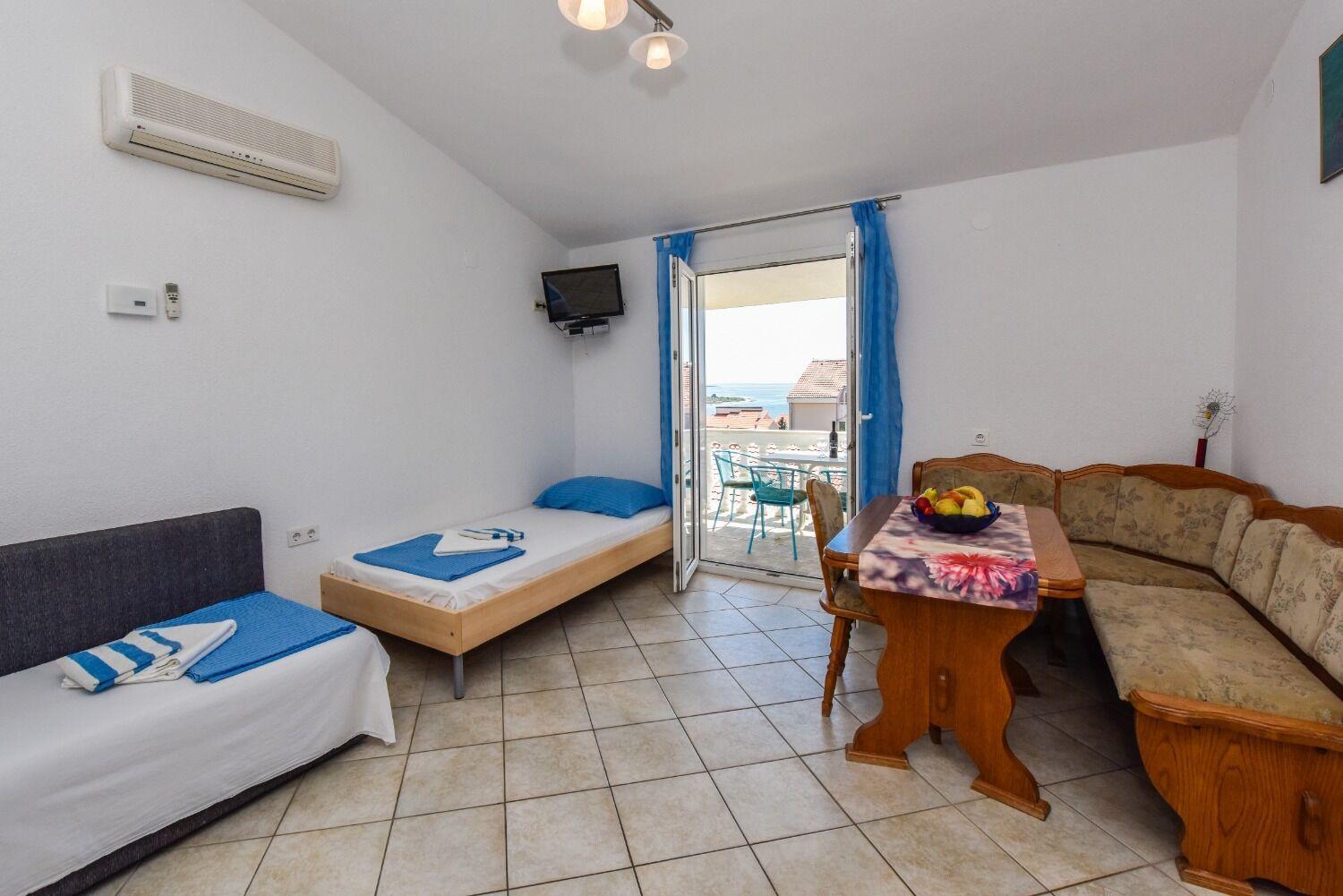 Apartments Mark - 200 M From Sea Novalja Luaran gambar